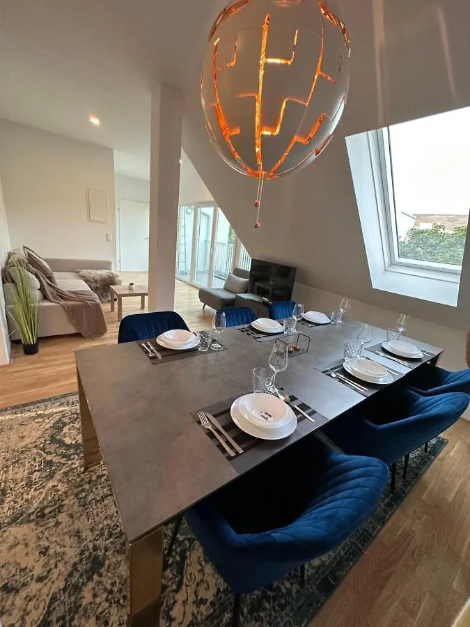 New Apartment With Spacious Balcony 18 Wien
