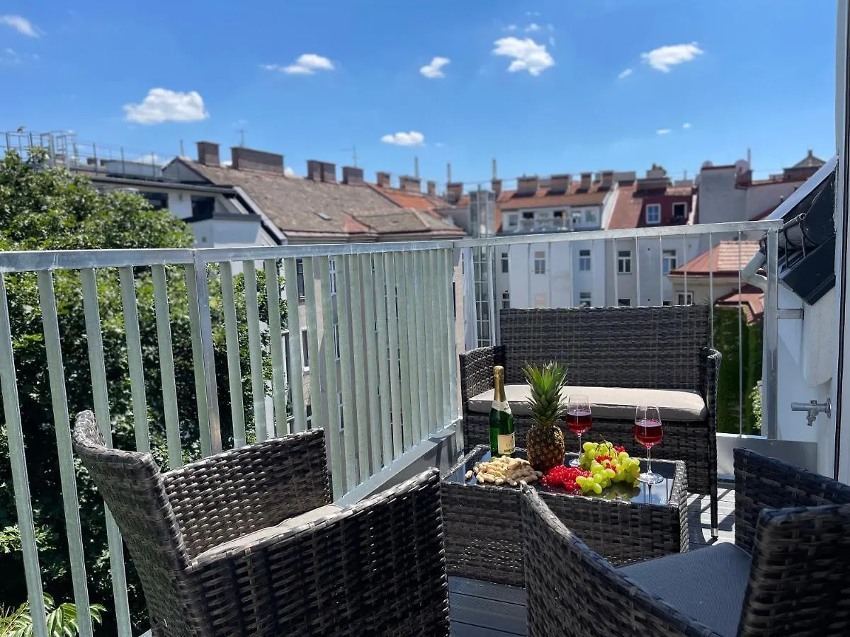 New Apartment With Spacious Balcony 18 Wien 0*,  Österreich